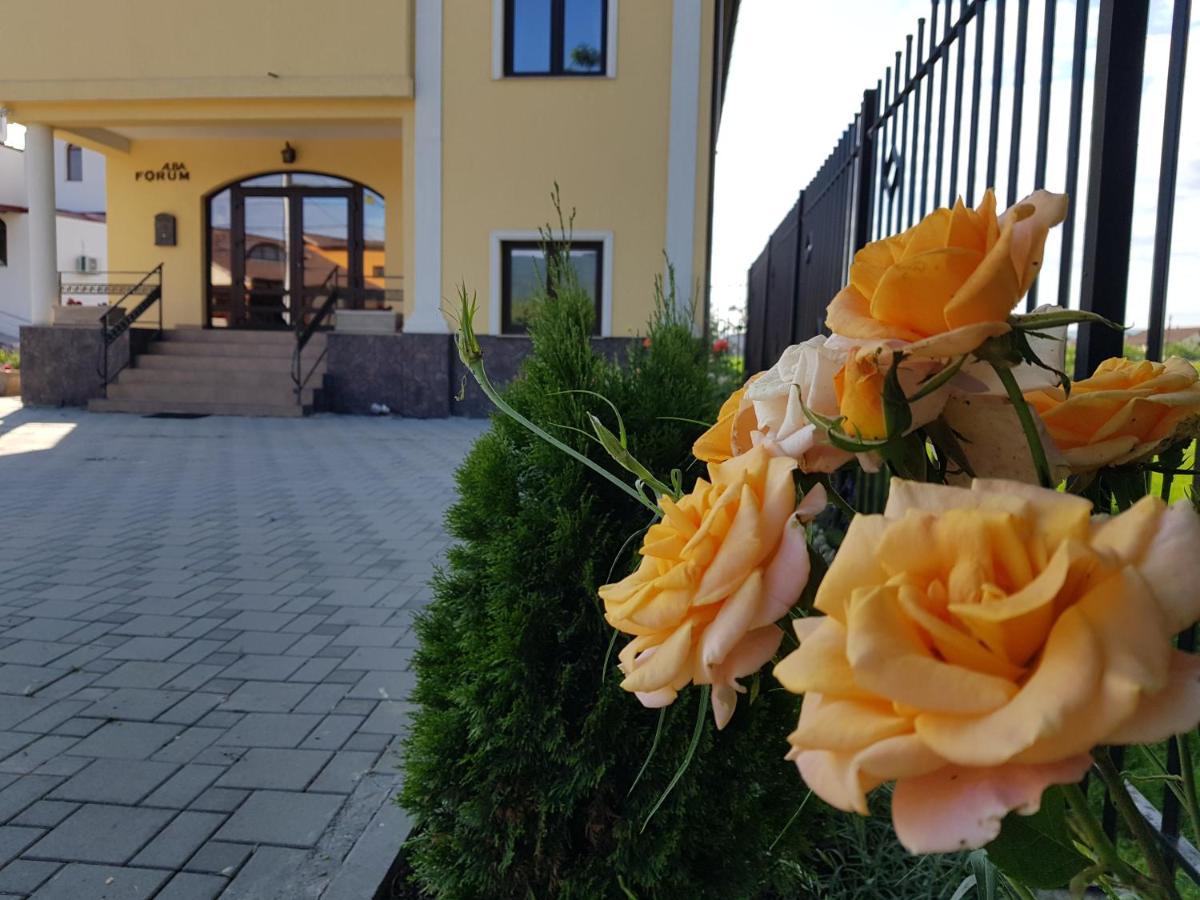 Alba Forum Alba Iulia Exterior foto