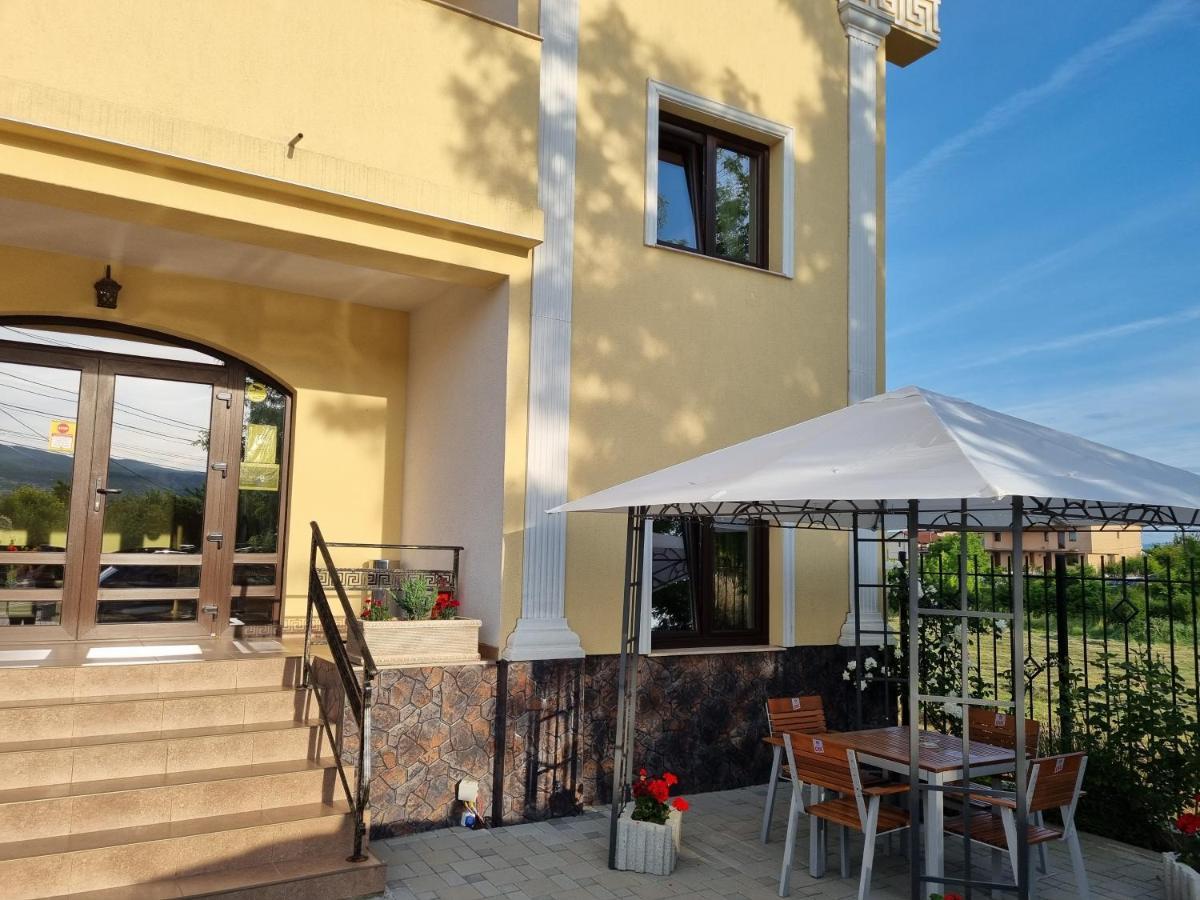 Alba Forum Alba Iulia Exterior foto