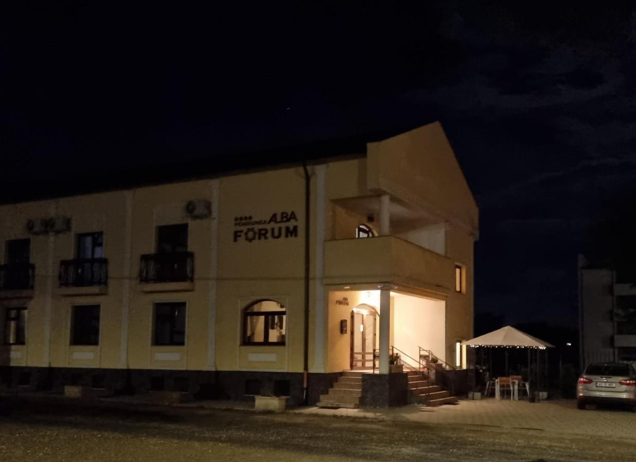Alba Forum Alba Iulia Exterior foto